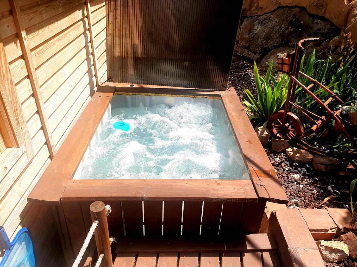 La Chocita De Invitados Hotel Vacarisas Ngoại thất bức ảnh